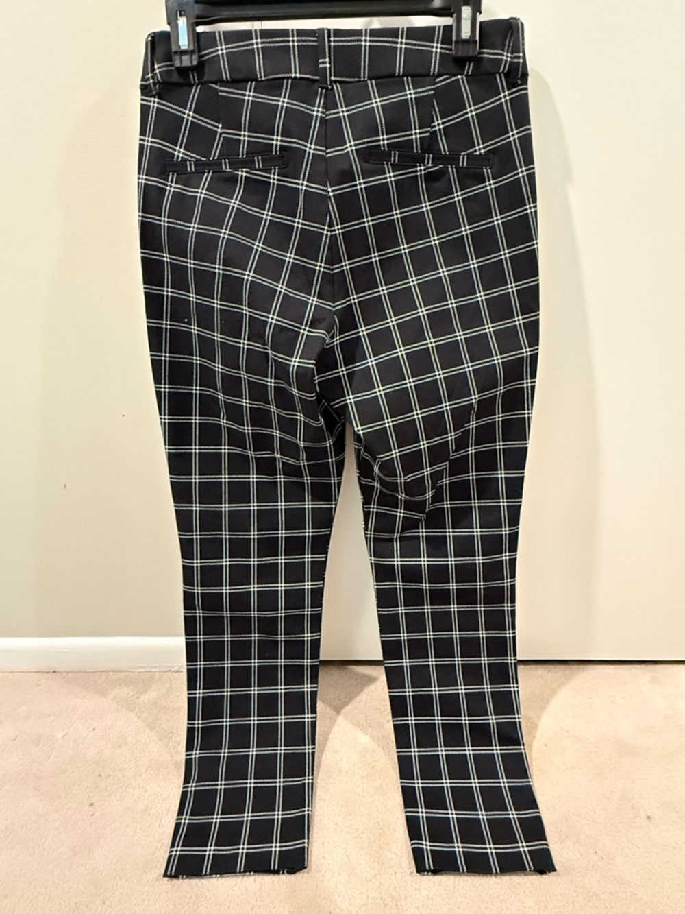 NWT Old Navy Black Plaid Dress Pants for women - Picture 2 of 4
